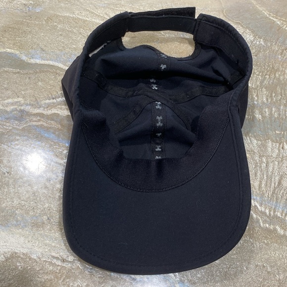 Under Armour Women's Black Twisted Renegade Cap One Size (Preowned) - Picture 9 of 9